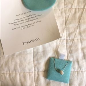 Tiffany & Co Knot Pendant